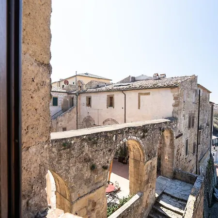 Della Fortezza